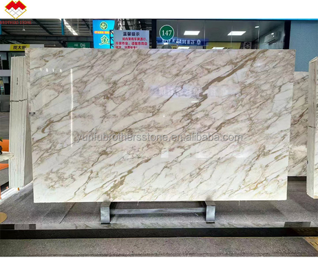 Торговля FOB Modern Calacatta Золотая мраморная плитка из Италии для настилов на стенах